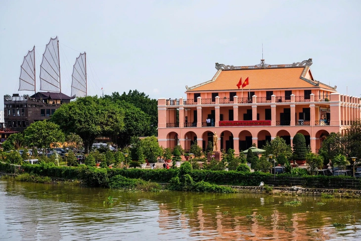 Hiện trạng khu đất Bến Nhà Rồng và Nhà khách Chính phủ sẽ làm công viên - Ảnh 1.