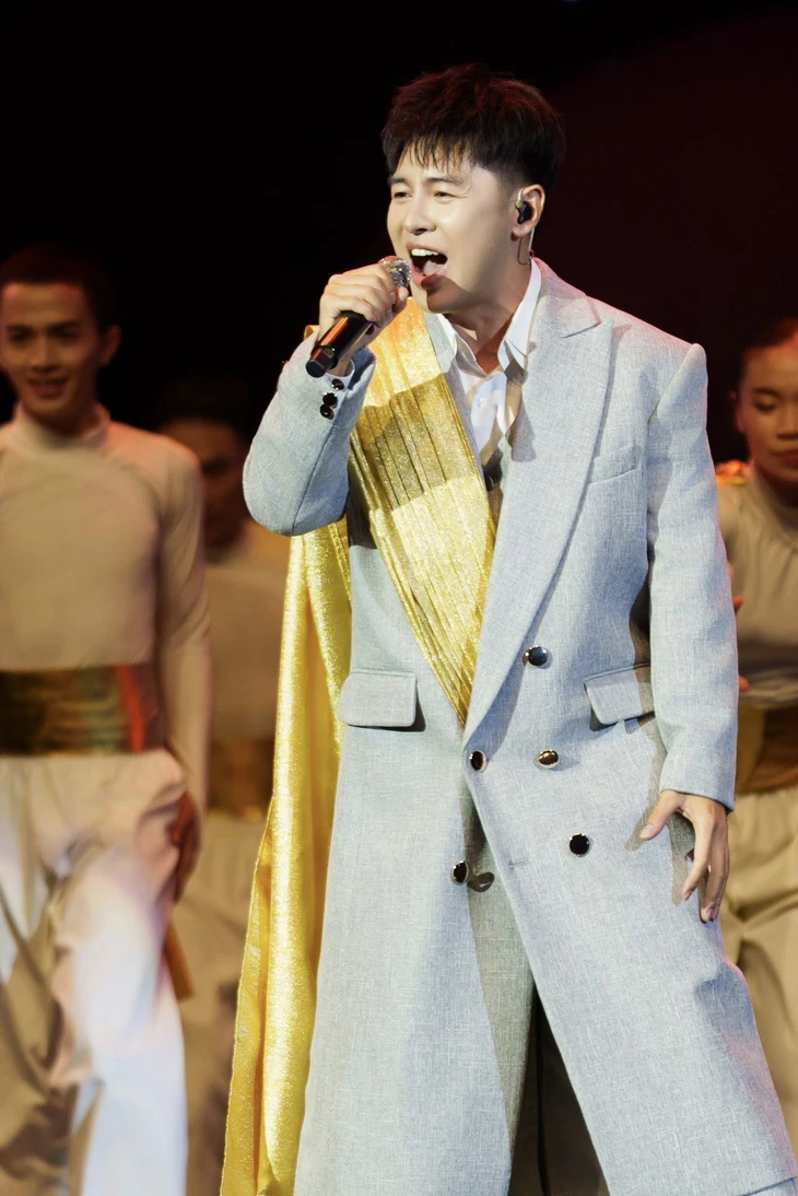 Lý Hải, Ninh Dương Lan Ngọc, Noo Phước Thịnh chung tay vì đồng bào bị ảnh hưởng bởi bão Bualoi - Ảnh 4.