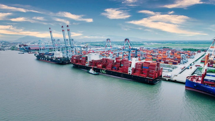 Bộ Xây dựng thông tin về các dự án cụm cảng Cái Mép - Thị Vải, cầu vượt biển Cần Giờ - Ảnh 1.