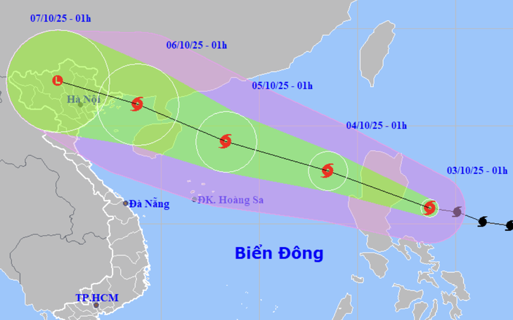 Bà con vùng lũ giúp nhau vượt khó - Ảnh 2.