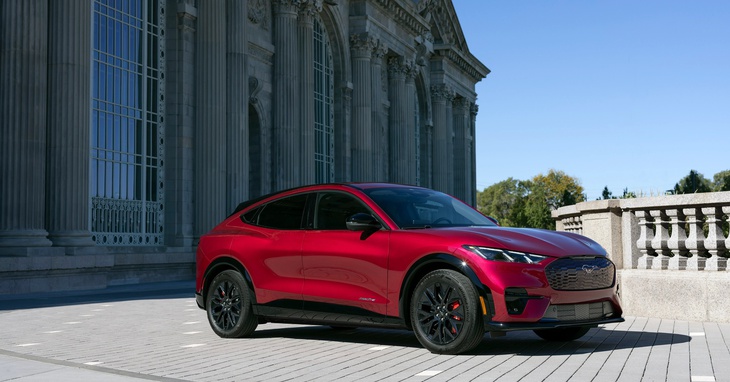 Xe Ford gây sốc khi bản thuần điện bán chạy gấp đôi bản xăng - Ảnh 2.
