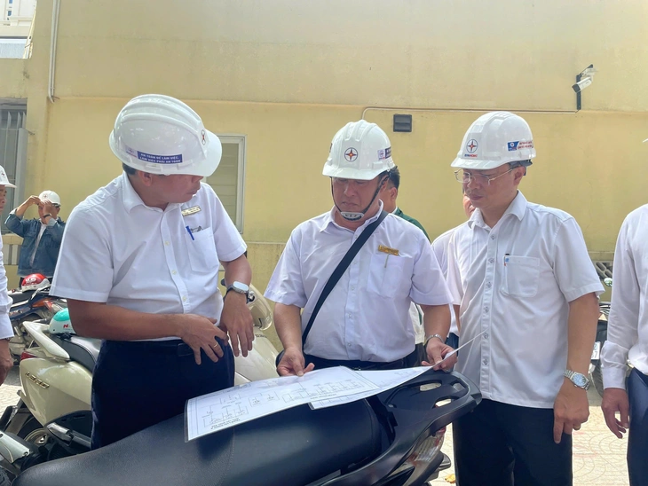 Điện lực TP.HCM đảm bảo cấp điện ổn định Đại hội Đảng bộ thành phố lần I - Ảnh 1.
