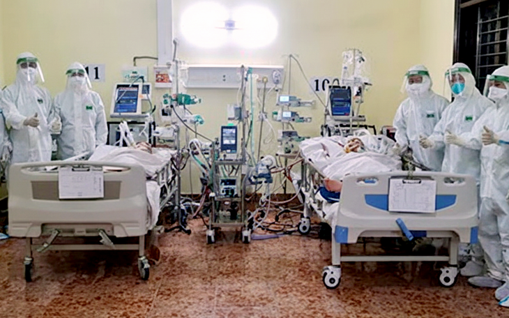 Tượng đài tưởng niệm nạn nhân COVID-19: Nhớ quá khứ, bài học hiện tại, hướng về tương lai - Ảnh 4.