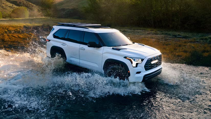 Toyota là thương hiệu ô tô giá trị nhất hành tinh, Century trở thành 'Rolls-Royce của người Nhật' - Ảnh 2.