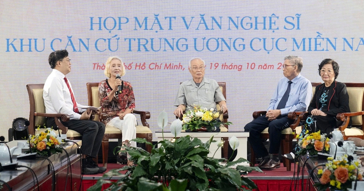 Tiếp thêm ngọn lửa văn hóa nghệ thuật - Ảnh 3. nghệ thuật - Ảnh 3.