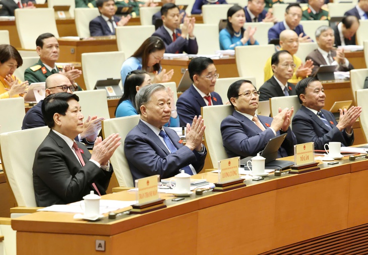 Quốc hội tập trung bàn gỡ điểm nghẽn thể chế, lành mạnh thị trường trái phiếu doanh nghiệp - Ảnh 1.