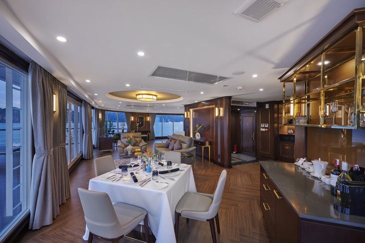 Paradise Legacy - hải trình chạm cảm xúc giữa vịnh di sản - Ảnh 3. Paradise Legacy - hải trình chạm cảm xúc giữa vịnh di sản - Ảnh 3.