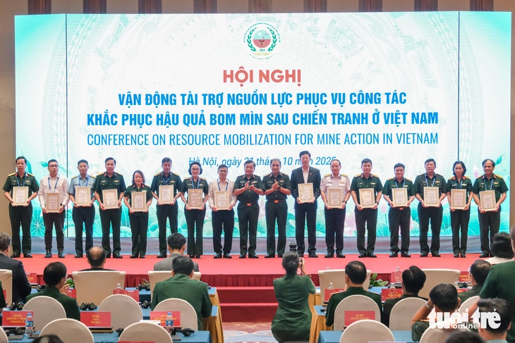 Thượng tướng Hoàng Xuân Chiến: Cần 770 triệu USD làm sạch hậu quả bom mìn sau chiến tranh - Ảnh 3. hoàng xuân chiến - Ảnh 3.