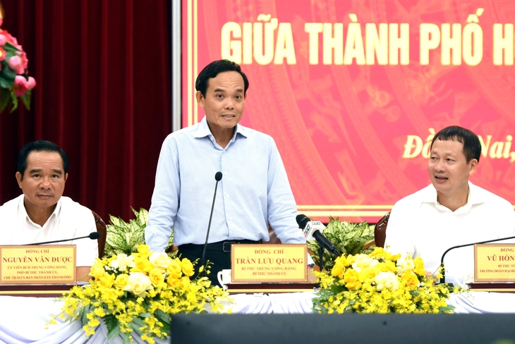 Bí thư Trần Lưu Quang: 'Không chỉ kết nối hạ tầng mà kết nối cái nghĩa, cái tình' - Ảnh 1.