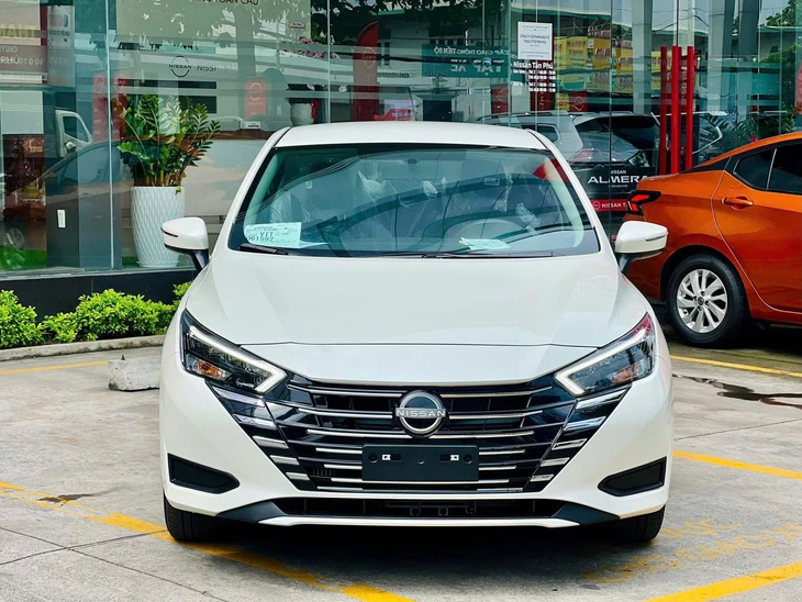 sedan cỡ B - Ảnh 4.