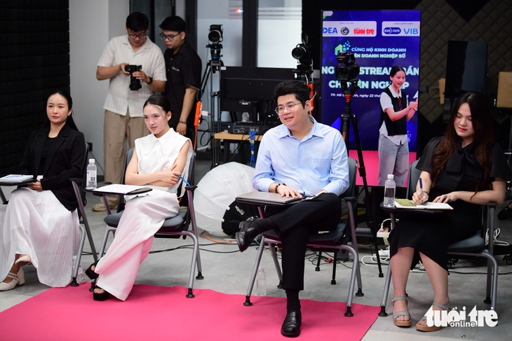 livestream - Ảnh 4.