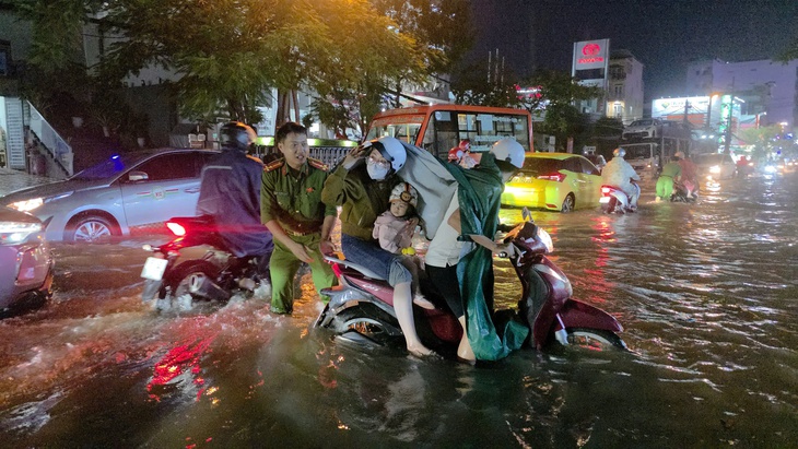 triều cường - Ảnh 4.