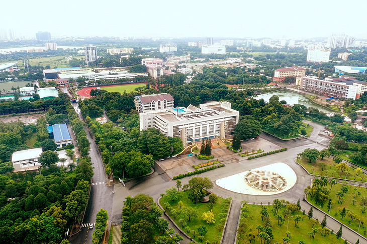 Hòa nhập sau sáp nhập đại học: Chuyện không chỉ của tổ chức - Ảnh 1.