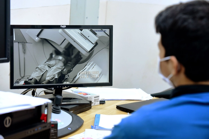 Người bệnh đang sử dụng các thuốc đặc trị nguy cơ bị dừng thuốc do chưa có hành lang pháp lý - Ảnh 1.