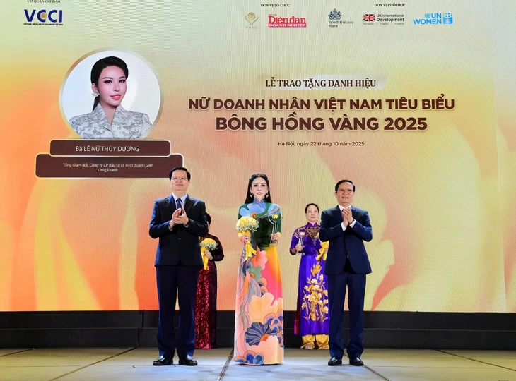 Bà Lê Nữ Thùy Dương - ‘Bông hồng Vàng’ 2025 và hành trình gần 30 đồng hành với KN KN Holdings - Ảnh 1.