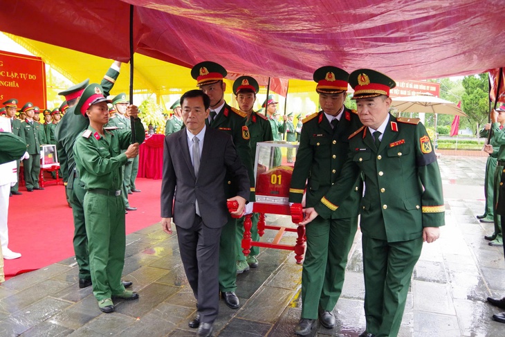 hài cốt liệt sĩ - Ảnh 1.