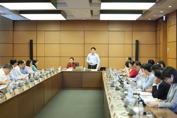 Chủ tịch nước: Cán bộ quản lý không nhất thiết phải giỏi nhất chuyên môn nhưng phải biết dùng người - Ảnh 1.