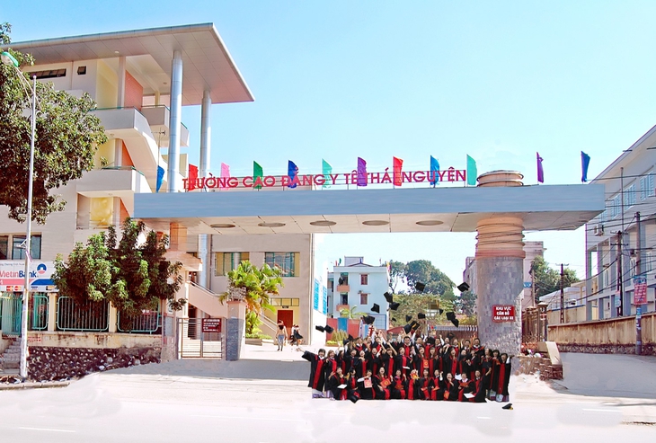 sáp nhập - Ảnh 1.