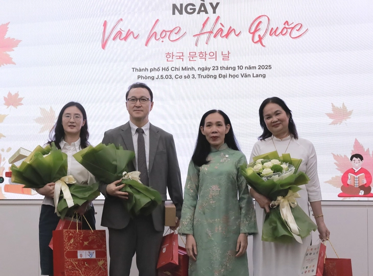 Chạm văn Hàn - Kết nối trái tim - Ảnh 1.
