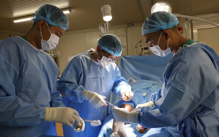 Bệnh viện dã chiến cấp 2 số 7 huấn luyện chuyên môn y tế cho lực lượng gìn giữ hòa bình ở Nam Sudan - Ảnh 2.