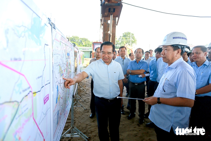 TP.HCM yêu cầu hoàn tất chi trả, giao mặt bằng dự án cao tốc TP.HCM – Mộc Bài trong năm 2025