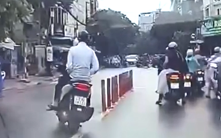 Kiểm tra vụ gãy tháp cẩu công trình cao hàng chục mét ở Đà Nẵng - Ảnh 4.