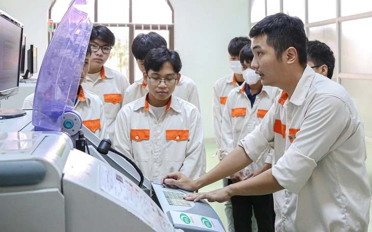Đến Việt Nam học cao đẳng, trung cấp - Ảnh 2.