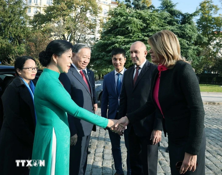 Lễ đón trọng thể Tổng Bí thư Tô Lâm tại Bulgaria - Ảnh 3.