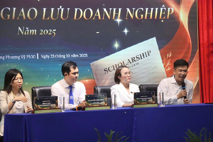 Sinh viên ngành chăn nuôi thú y: nên chủ động sớm để nắm bắt cơ hội lớn- Ảnh 1. chăn nuôi - Ảnh 1.