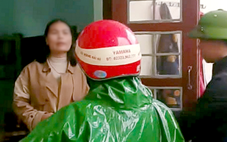 Trường có 40 học sinh bị ngộ độc có lãnh đạo mới sau khi cách chức hiệu trưởng và hiệu phó - Ảnh 2.