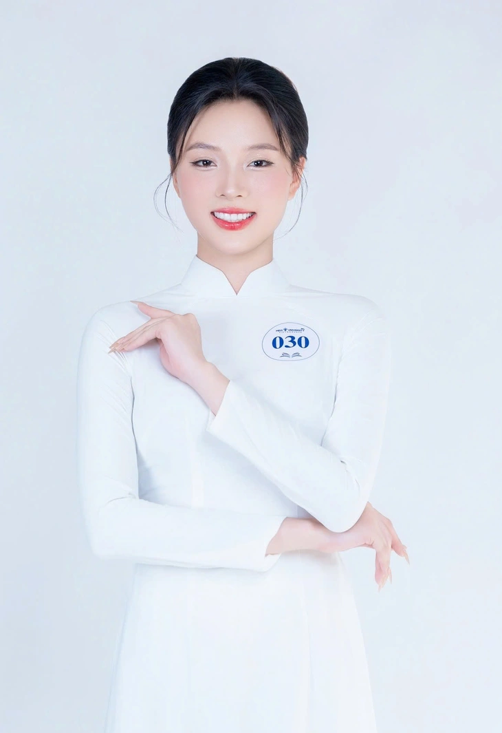 Những ứng viên tiềm năng cho vương miện Hoa hậu Sinh viên Việt Nam 2025 - Ảnh 5. Đêm mai, ai sẽ là Hoa hậu Sinh viên Việt Nam 2025? - Ảnh 6.