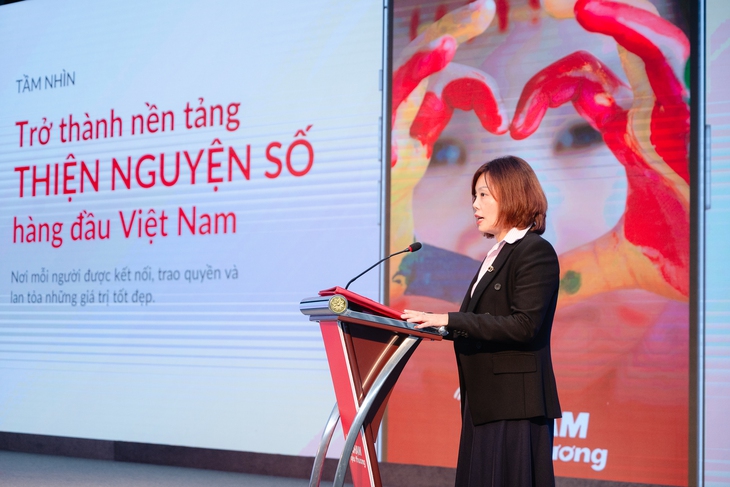 Chạm Yêu Thương - Ảnh 1.
