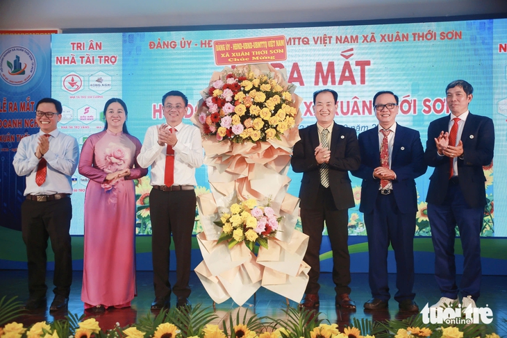 Xã cửa ngõ TP.HCM có gần 4.000 công ty ra mắt Hội Doanh nghiệp - Ảnh 1.