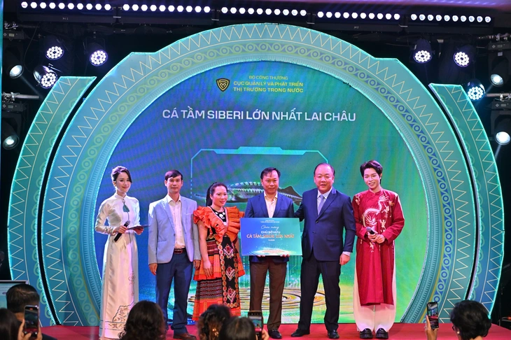 cá tầm - Ảnh 1.