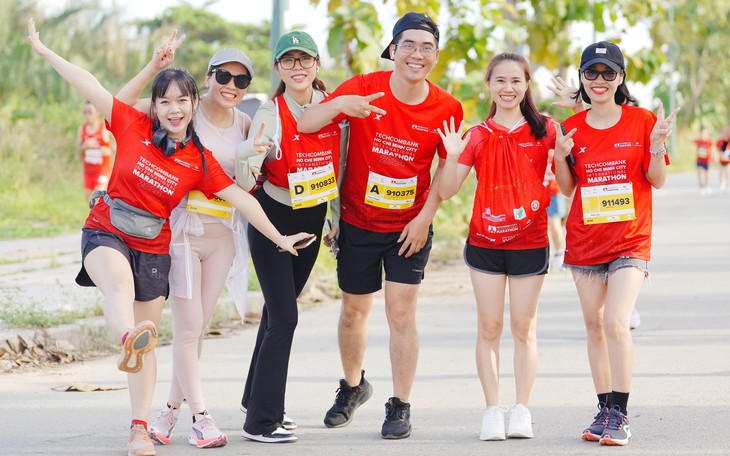 Kỷ lục ở giải marathon lớn nhất Ninh Bình - Ảnh 2.