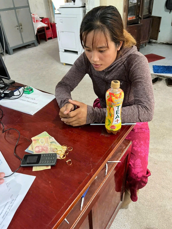 nhẫn vàng - Ảnh 1.