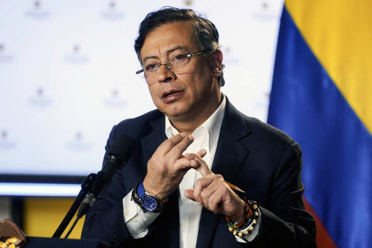 Ông Trump trừng phạt Tổng thống Colombia: Vì ma túy, hay 'đòn cảnh cáo' gửi Mỹ Latin? - Ảnh 1.
