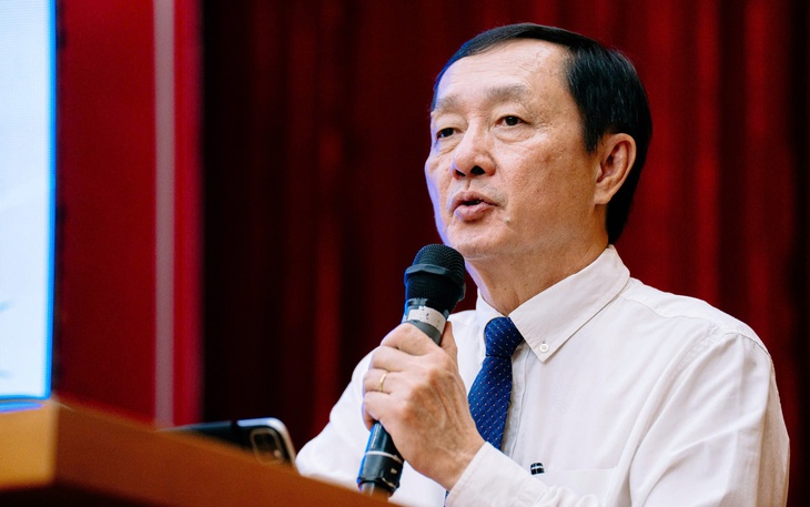 AI lên ngôi, sinh viên học cách trả lời 'Tôi là ai' như thế nào?- Ảnh 4.