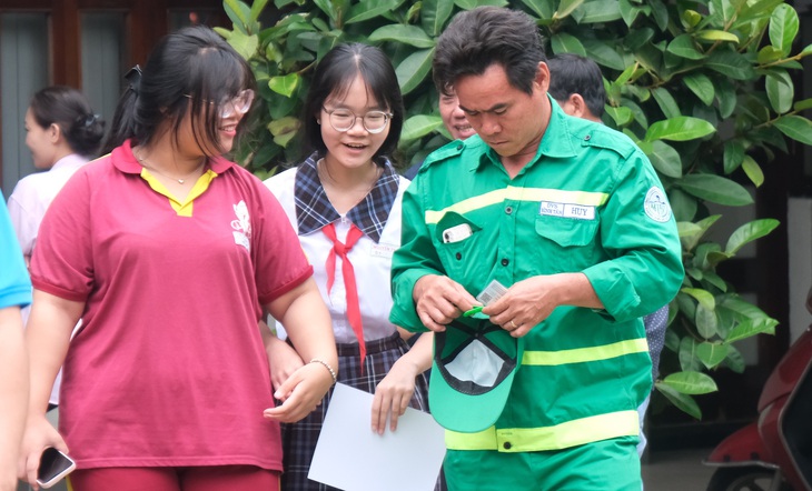 công nhân môi trường - Ảnh 2.