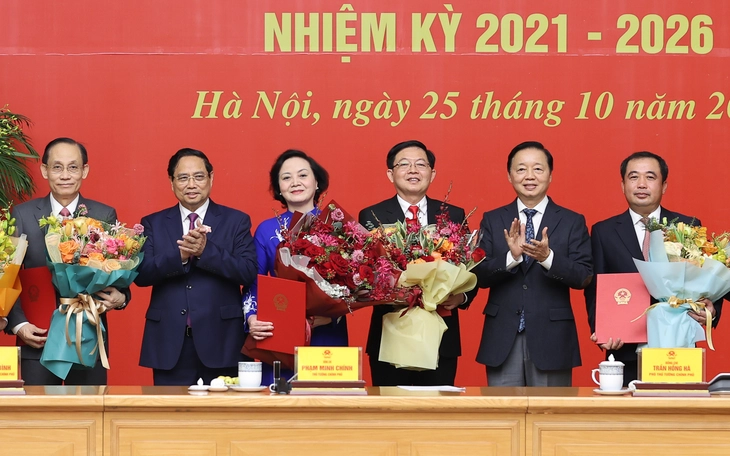 Thủ tướng phân công hai tân Phó Thủ tướng chỉ đạo, điều hành lĩnh vực, nhiệm vụ nào? - Ảnh 2.