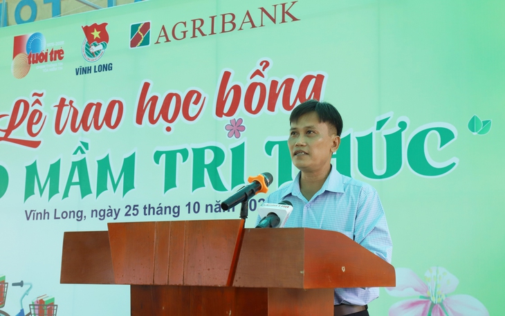 'Gieo mầm tri thức' đến với học sinh xã Bảo Thạnh, Vĩnh Long - Ảnh 4.