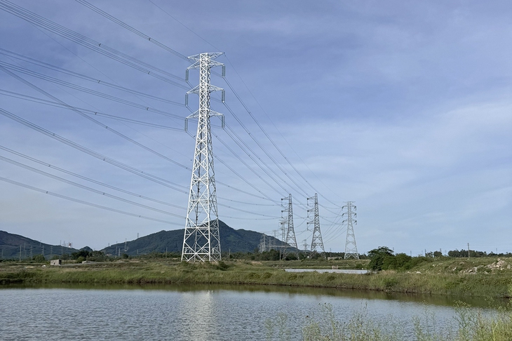 Đóng điện dự án Trạm biến áp 220kV Vũng Áng và đấu nối - Ảnh 4.