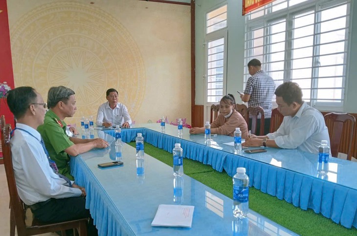 Tìm nơi cất nhà cho gia đình bé 4 tháng tuổi rơi xuống kênh Xẻo Rô - Ảnh 1.