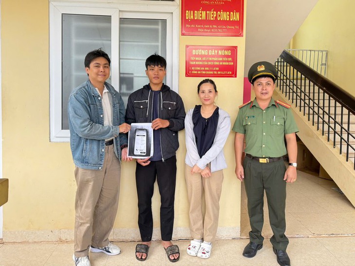 Trả lại 650 triệu đồng chuyển nhầm với 879 lượt trong 7 tiếng - Ảnh 1.