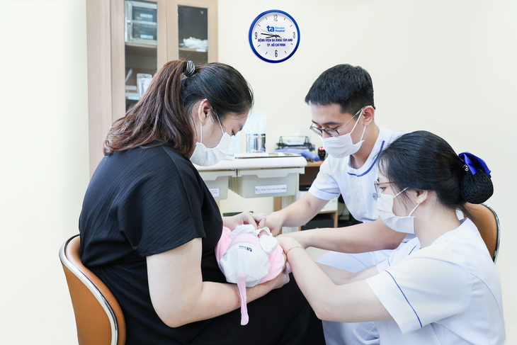 Đã có thể sử dụng kháng thể đơn dòng phòng RSV tại Việt Nam - Ảnh 2.