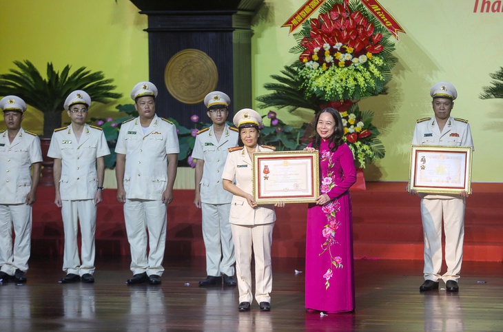 yêu nước - Ảnh 1.