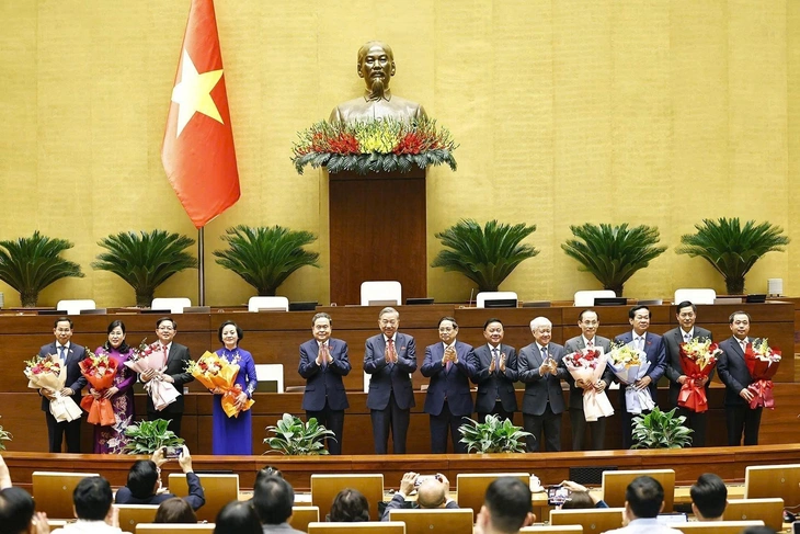 Ông Hồ Quốc Dũng làm Phó thủ tướng - Ảnh 2.