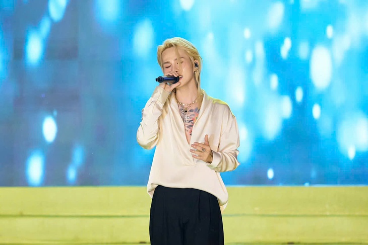 nghệ sĩ - Ảnh 1.