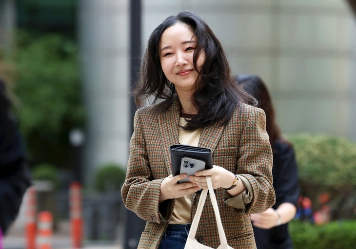Min Hee Jin lập công ty giải trí mới: Chuẩn bị chiêu mộ NewJeans? - Ảnh 2.