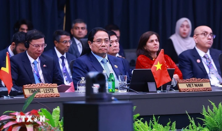 Thủ tướng Phạm Minh Chính dự họp ASEAN với các đối tác Mỹ, Nhật Bản, Ấn Độ - Ảnh 4. Thủ tướng Phạm Minh Chính - Ảnh 3.